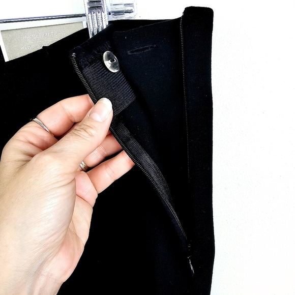 Chico's #570166545 The Refined Lindy Side Zip Pant in Black NWT - Picture 8 of 14